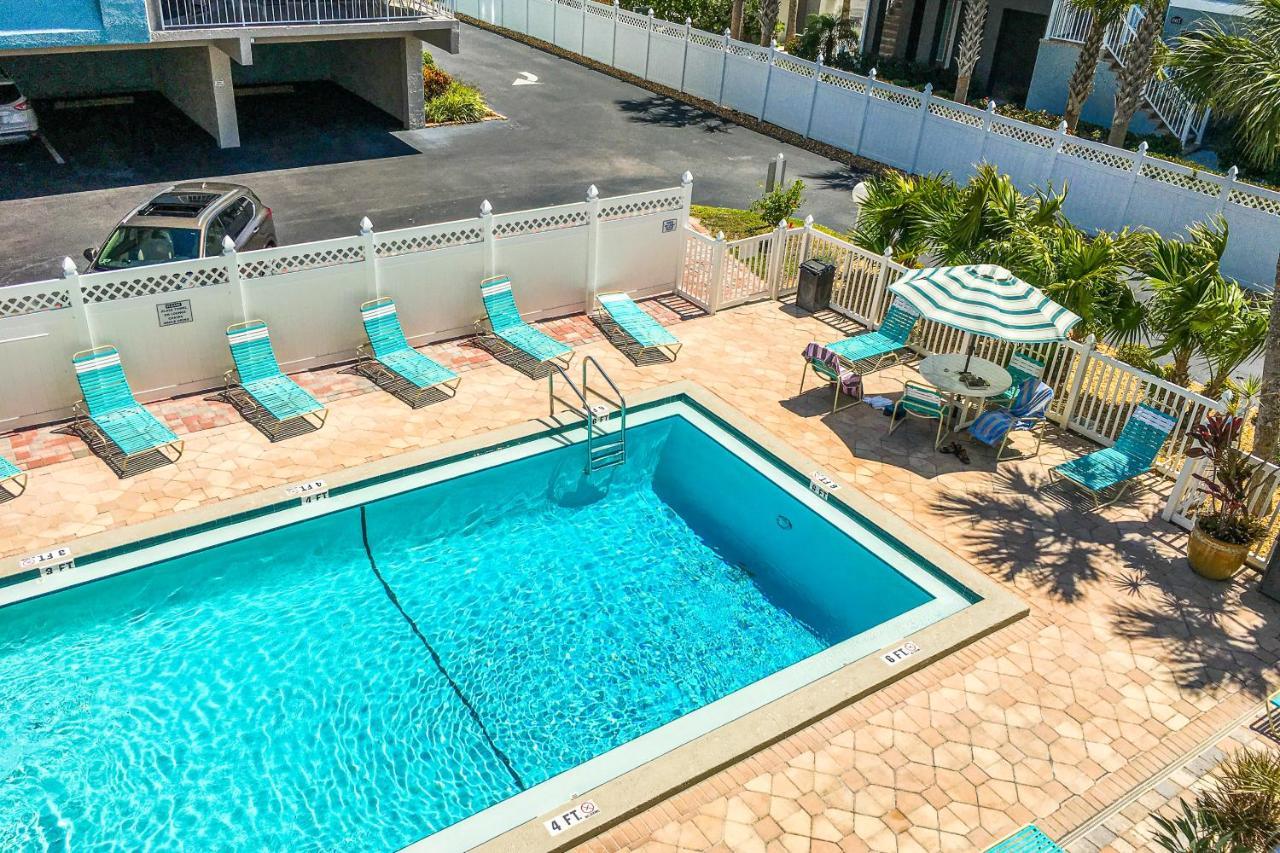 Apartment Waterview Unit 204 *
